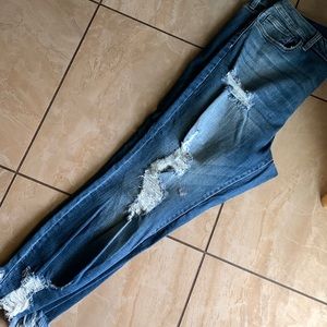 Ceilo jeans brand new without tags just never got around into wearing th